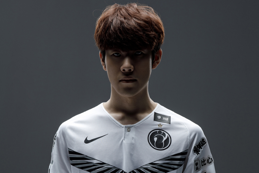 s1mple ： “我会在年底前找到一个新家，因为我想要比赛”